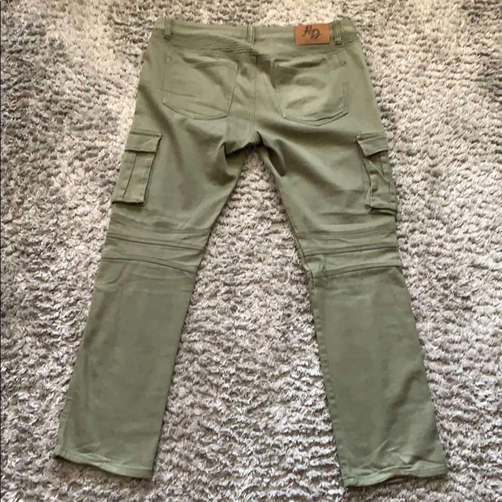 Pants - Picture 2 of 4